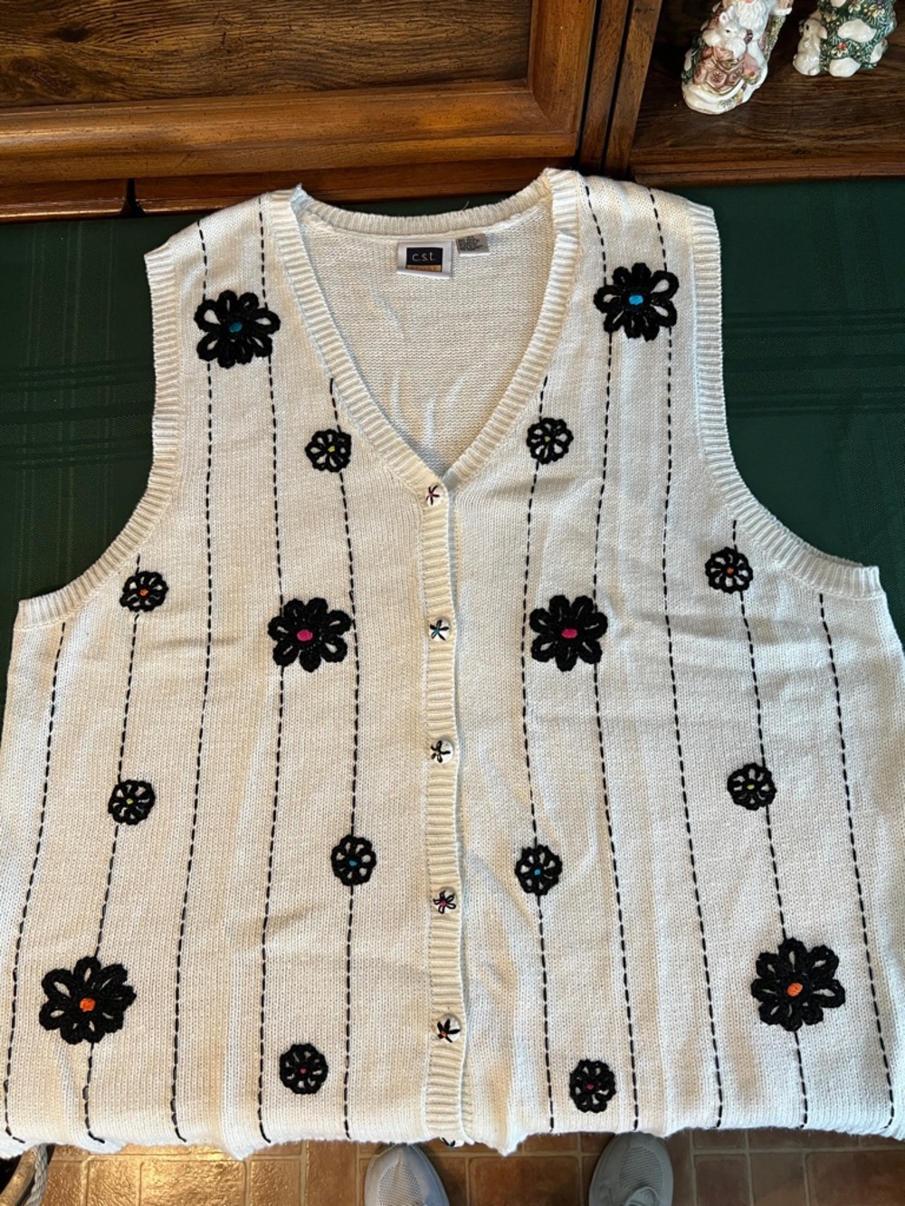 Cream Floral Embroidered Knit Vest